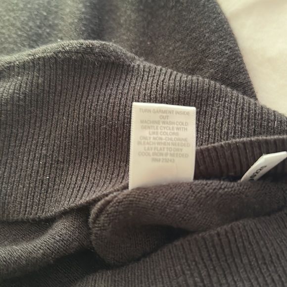 New York and Company lightweight sweater - Picture 8 of 8